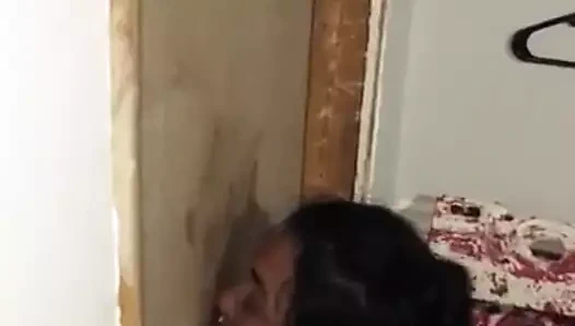 kız arkadaşı emme at bir gloryhole