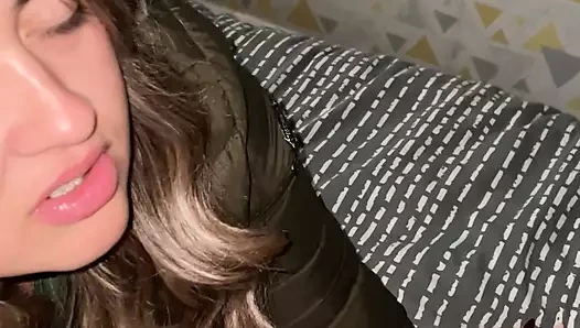 Tamamen giyinik seksi İngiliz amatör sürtük joi & oral seks - koca kenarda iken aldatmak karısı kirli konuşma