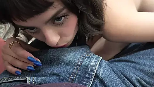 Angel Windell amını yalatıyor, yarak emiyor ve birden fazla pozisyonda derine alıyor