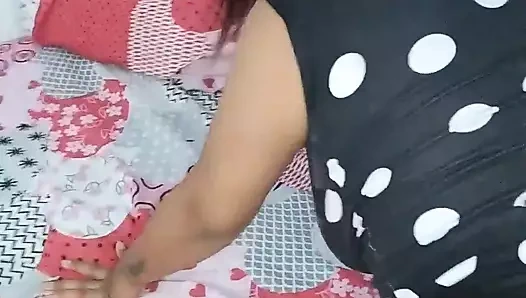 Esmer ile küçük göt ve büyük sarkık memeler lanet çirkin nerd