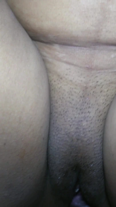 Kilit an "Hintli desi kavita ve tatya yakın çekim sikiş ve desi edepsiz tükürme sakso, yakın çekim amcık yalama ve amcık yeme"