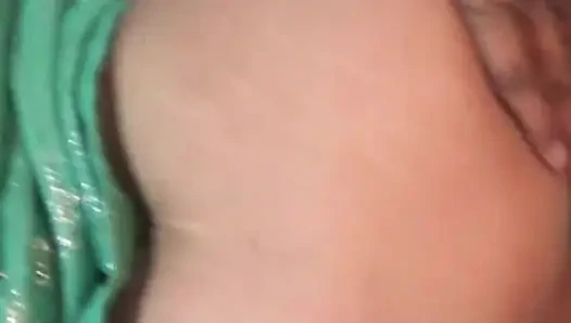 Baldızımın ateşli motorunu kontrol ettim ve serinlettim.