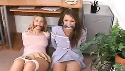 Sekreterler zor durumda