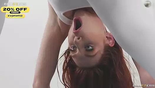 Red Hot! Kızıl saçlıların en iyileri. Lauren Phillips, Penny Pax, Ella Hughes, Lacy Lennon, Summer Hart - Brazzers