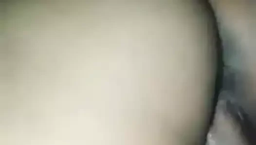 Arkadaşının kızı aldatıyor