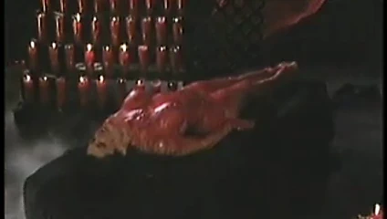 Fetiş sürtük sıcak balmumu kaplı alır