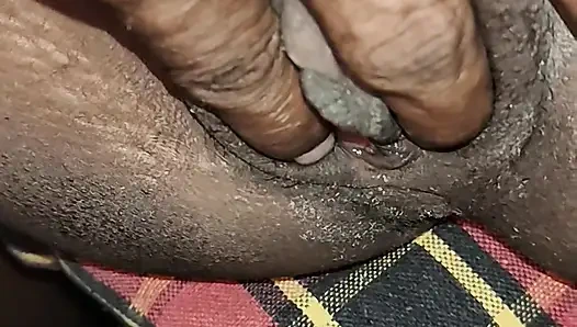 Hintli kadın baştan çıkarıyor