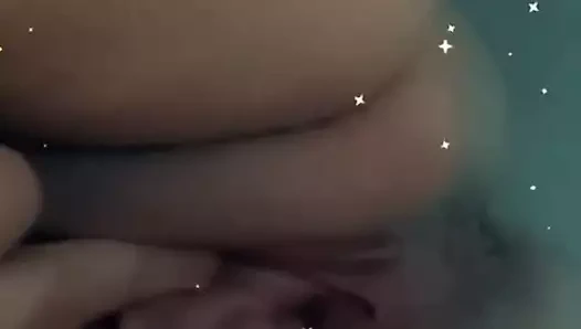 Sıcak anne gösteren klitoris