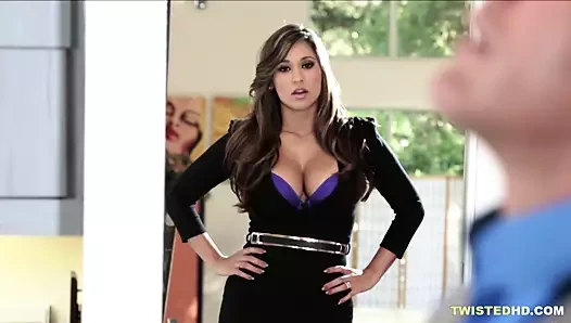 Cehennem gibi kızgın olduğu için onu sikikleri