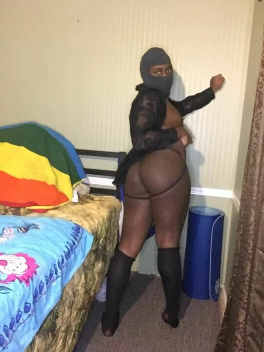 Twerkus: tüm eğlenceli kısımlar (ağır çekim)