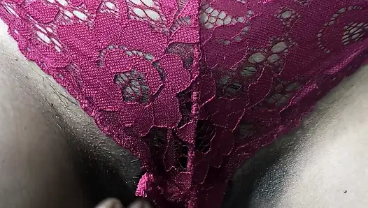 Mallu kız sevgilisinin parmaklamanın tadını çıkarıyor