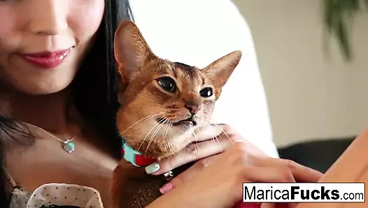 Japon yıldız Marica siyah yarakla sikiliyor