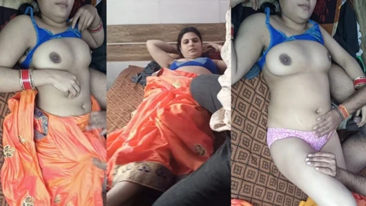 Yeni evli ateşli Hintli evli kadın kocasıyla Hintçe seks yapıyor