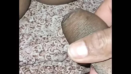 Axz sunnitta yenge ateşli sikiliyor seksten zevk alıyor