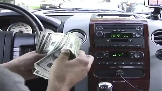 Starla Sterling sakso çekiyor ve sascha koch ile sikişiyor