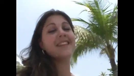 Siktiğim ağzımda - sahne #07