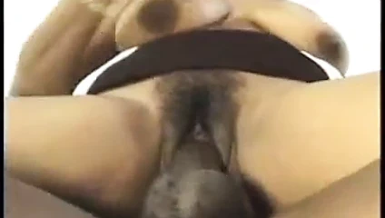 Zenci kız sikişiyor