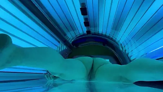 Voyeur Exhibitionist tanning Wife Milf Veronica Beach Close-Up