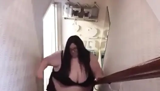 Ssbbw merdivenlerde boğuşuyor