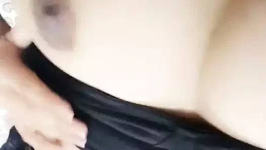 Büyük memeli Hintli snapchat 4