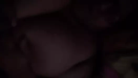 Gerçek büyük kuzenimi sikiyor (sikilebilir memeler)