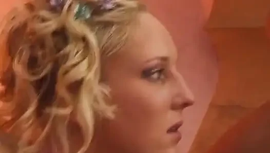Laura Hermansen götten sikiliyor
