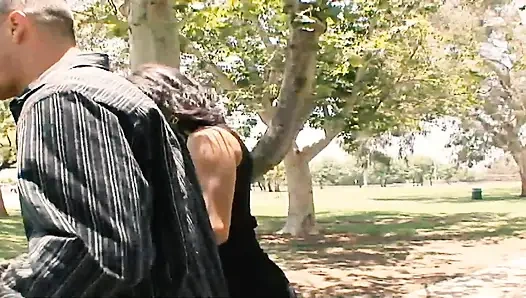 Büyük memeli evli kadın