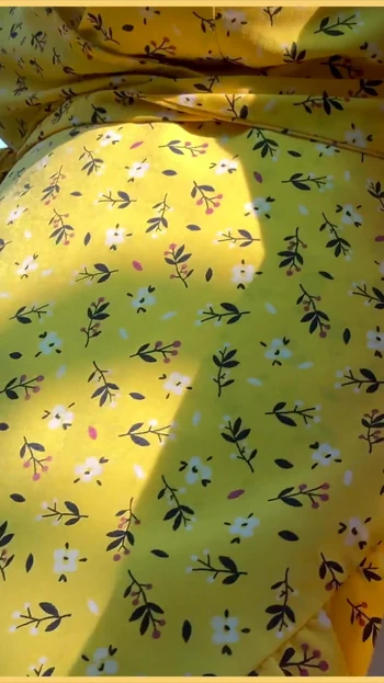 Эпический момент из "Женушка возглавляет в симпатичном летнем платье без лифчика и выглядит потрясающе с ее волосами блондинки".