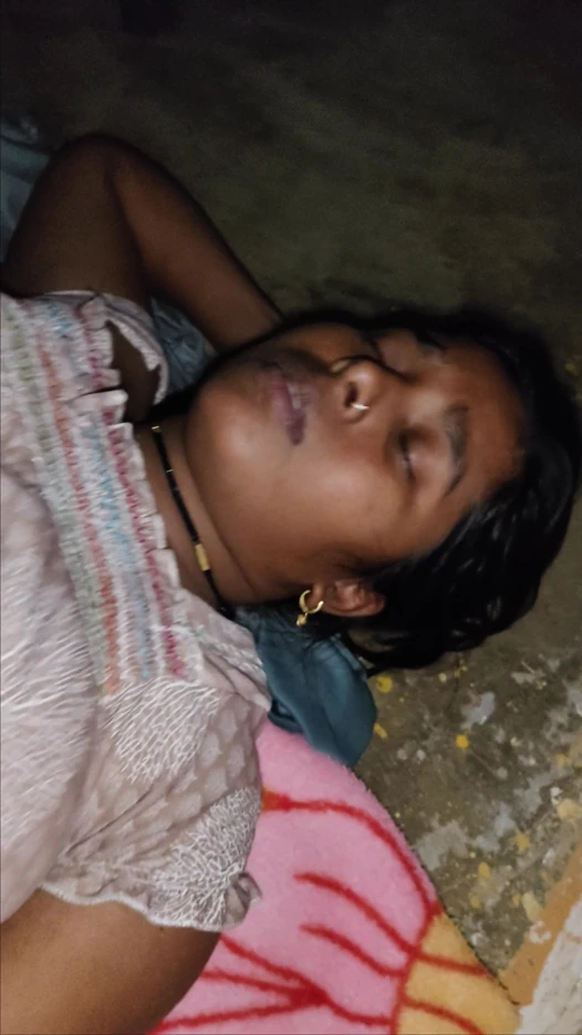 Village desi hot bhabhi sex - stepsister & stepsister night sex - desi bhabhi pussy fuck hindi voice desi look.