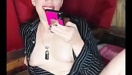 ShyyFxx, с Днем Труда! Я посылаю вам несколько фотографий, чтобы разогреть тебя, пока ты работаешь!