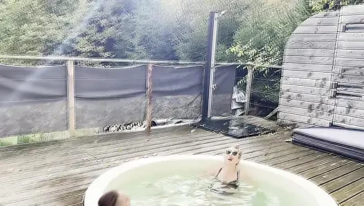Çimlerde çifte altın duş