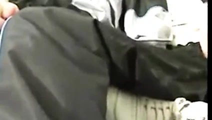 Hooligans mir steifem Schwanz