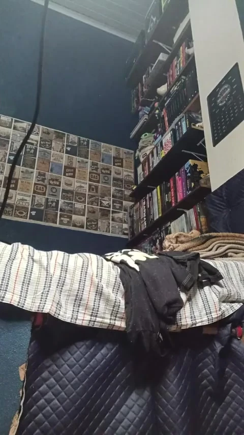 Girl Fucks Dildo Then Licks off Her Pussy Juice