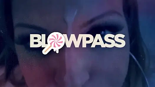 Throated - jewelz blu sapphire tanrıça yarağı gırtlağına kadar alıyor