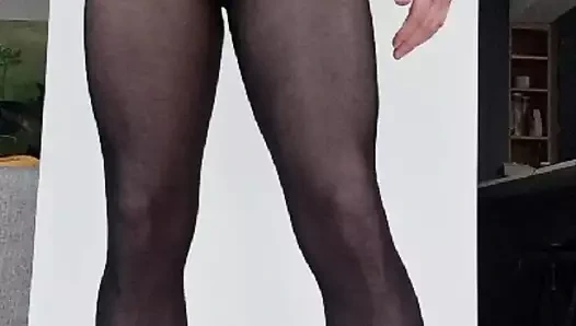 seksi büyük horoz tgirl mastubating içinde topuklu ve naylon çorap