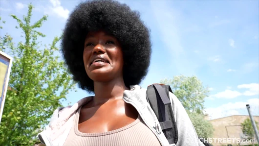 Çek sokakları 152: sevimli büyük memeli zenci kızla şenlik