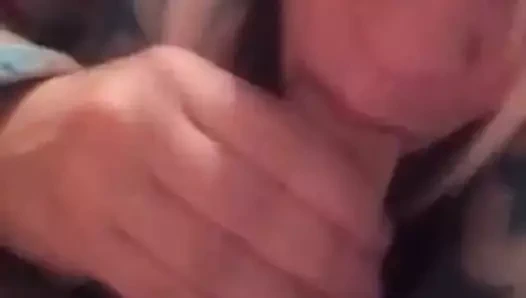 sarışın amatör ile büyük memeler emme horoz pt2