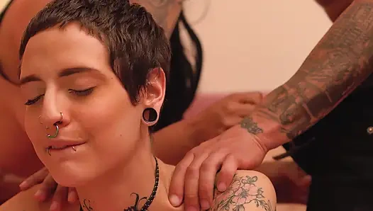 DPP lezbiyen arkadaşımla çok zengin.