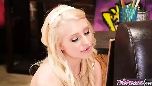 Twistys - 2. bölümdeki sanatçı - chanell heartxandra altı