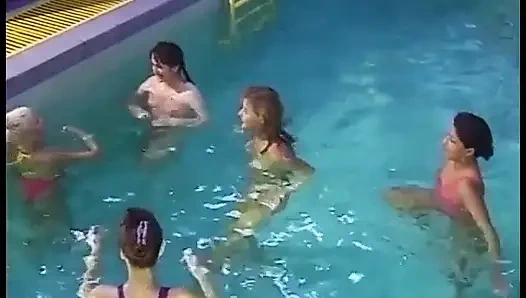 Tabu Film Klasiği: Banyo Eğlencesi