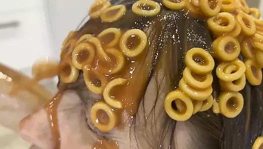 Spagetti hoops'ta boşalmak için rahatla - wam video