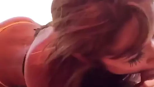 babe bj üzerinde beach.mp4