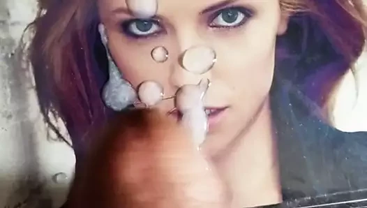 Anna Kendrick boşalıyor 3