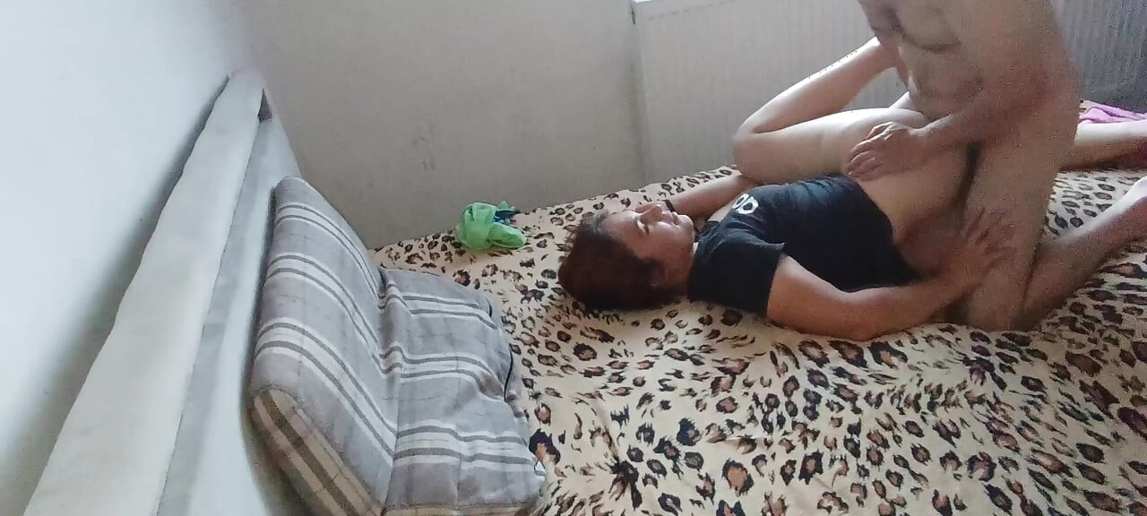 Üvey Babamla Geçirdiğim Bir Gün, Bütün Gün Sikişiyorum Ve ağzımda Ve Amımda Boşalma Var