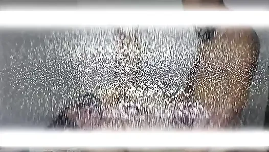 Kredi verdikten sonra bana lezzetli bir oral seks ve yoğun bir seks ile geri ödüyorlar - Porno en Español