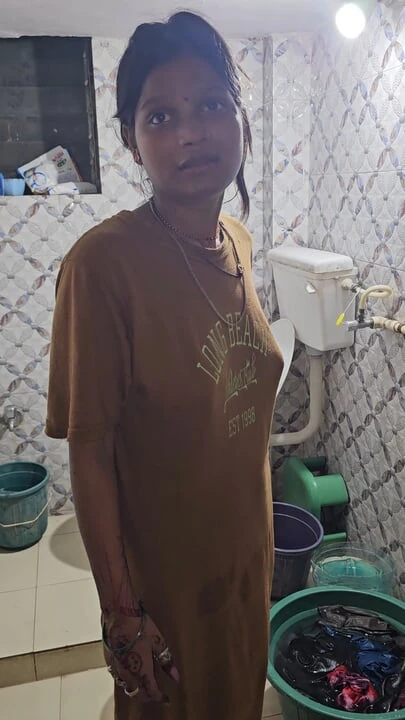 Индийская горячая девушка дези трахается в тугую киску, хинди аудио секс, красивая индийская дези бихари 18+ девушка