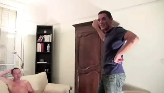 245 Çok seksi genç heteroseksüel adam porno yıldızı Greg Centuri tarafından porno oyuncu seçmeleri için sikiliyor