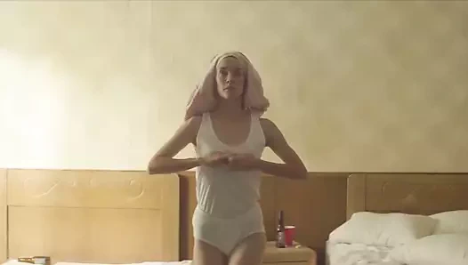 Celia rowlson salonu - anne (2015)