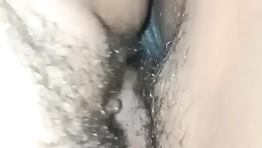 Hintli üvey kız kardeş ki chut bahot rashik hai