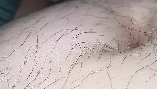 Üvey anne üvey oğlunun ereksiyon olması için başarılı bir şekilde yardım etti